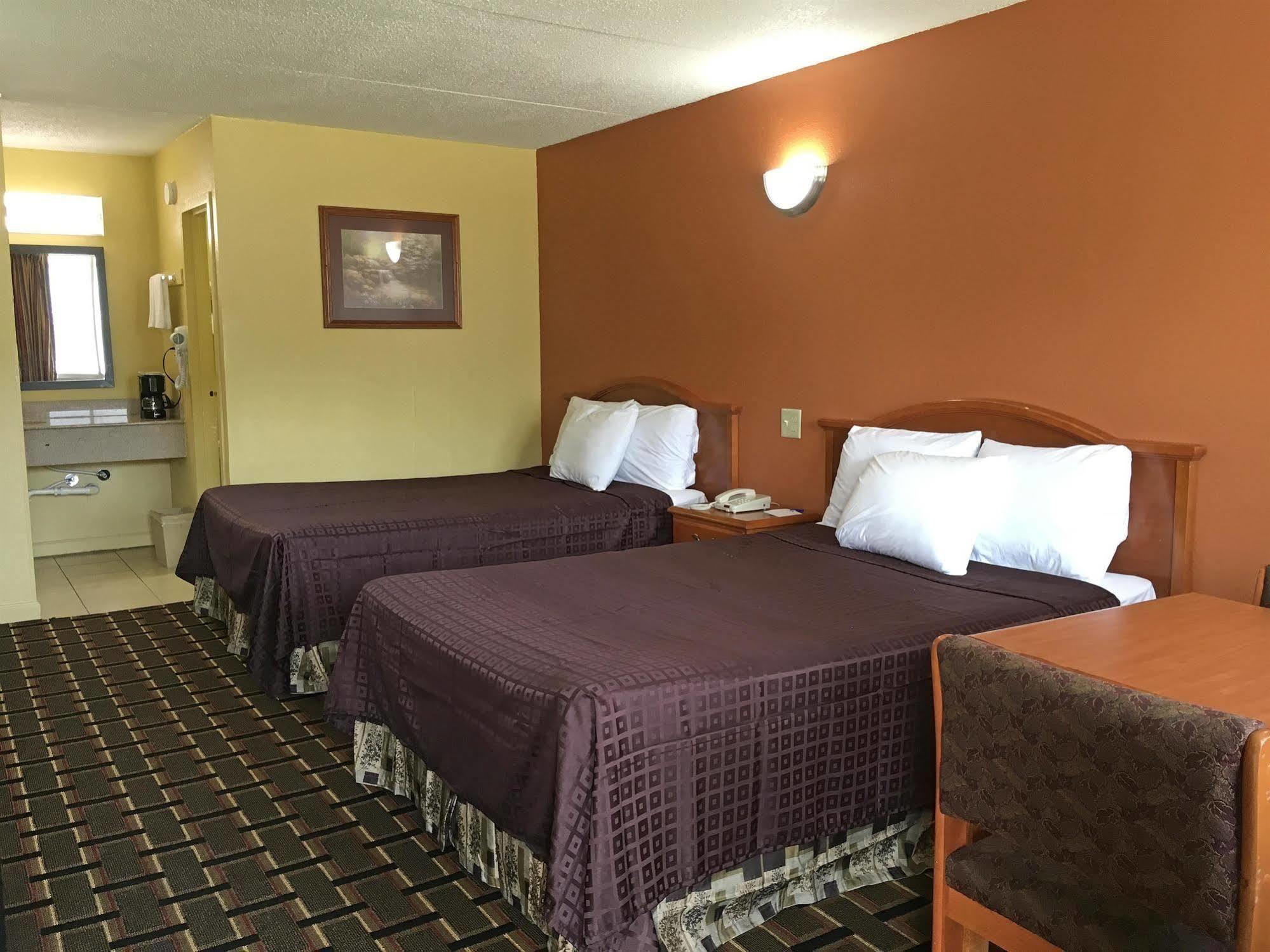 Americas Best Value Inn & Suites Greenville Exteriör bild